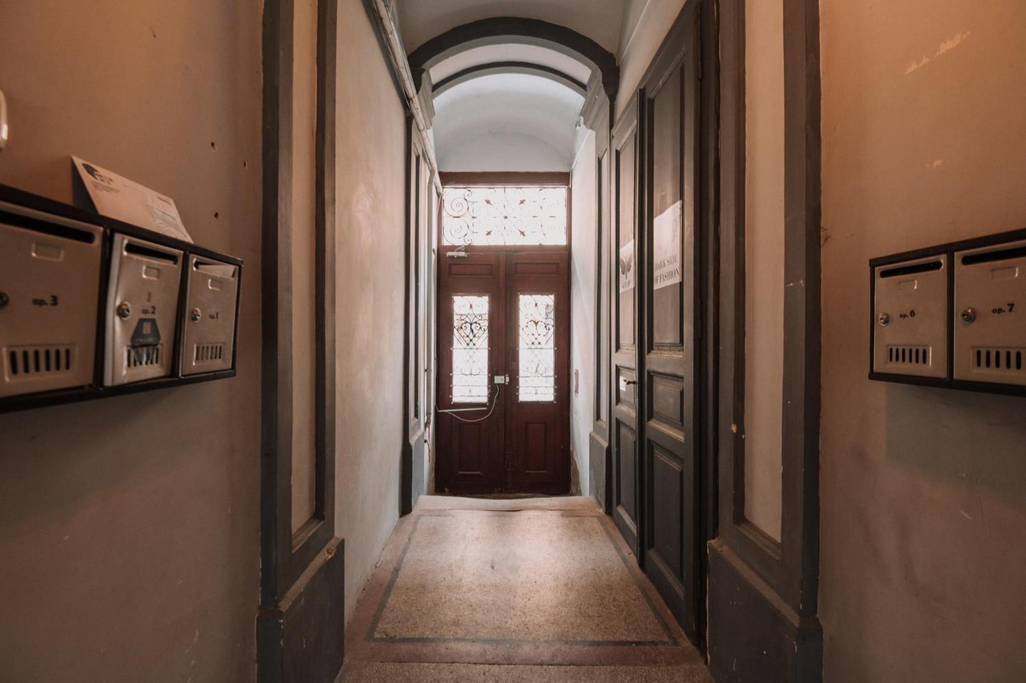 Old Town Central Apartment 克卢日-纳波卡 外观 照片